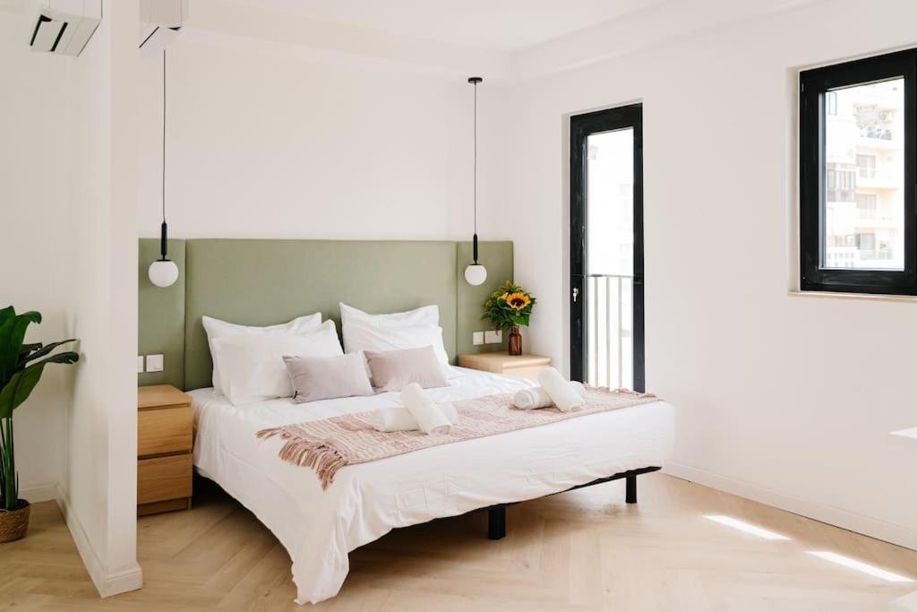 Silema Main Street Luxury 8 Слима