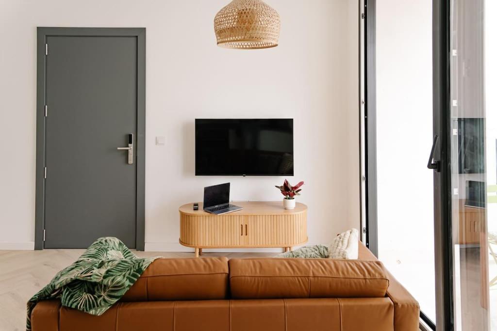 Silema Main Street Luxury 8 Апартаменты *