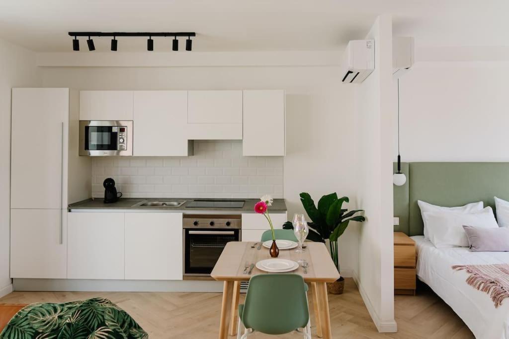 Silema Main Street Luxury 8